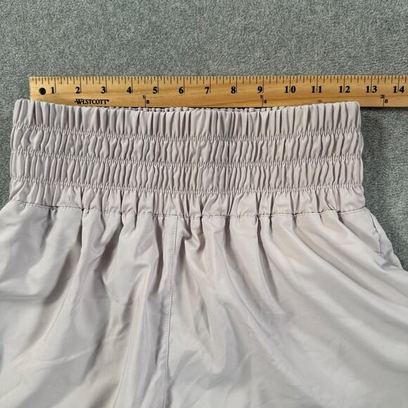 Nike One Dri-FIT Ultra High-Waisted 3" Brief-Lined Shorts Women's Medium Purple - Picture 3 of 8